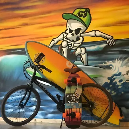 Πανσιόν G3 Gamboa Peniche